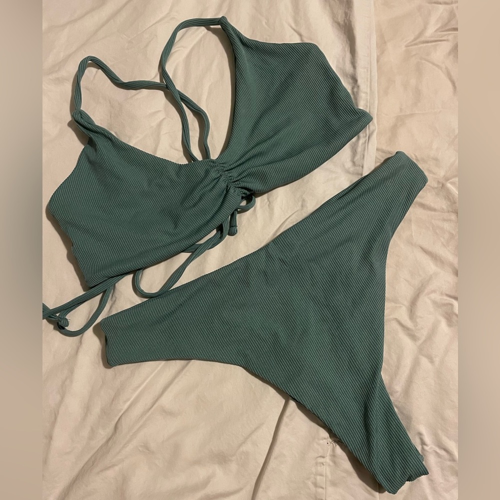 SHEIN RIBBED SWIM SUIT SIZE LARGE